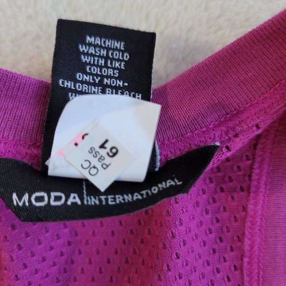 Tube Top NWOT Moda International Fuchsia Halter Tank | Women's Small - Picture 7 of 13